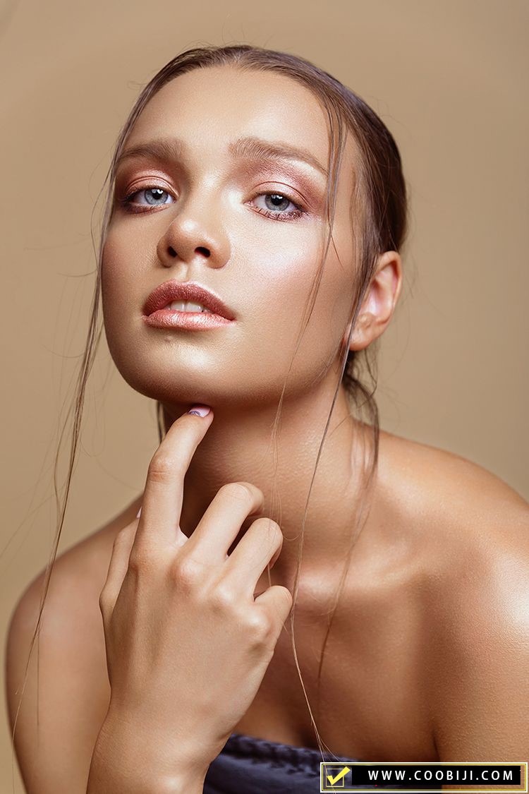 PS插件-专业人像精修美妆磨皮大师（牙齿美白祛痘收紧毛孔）中文汉化 兼容WIN/MAC插图1小新卖蜡笔